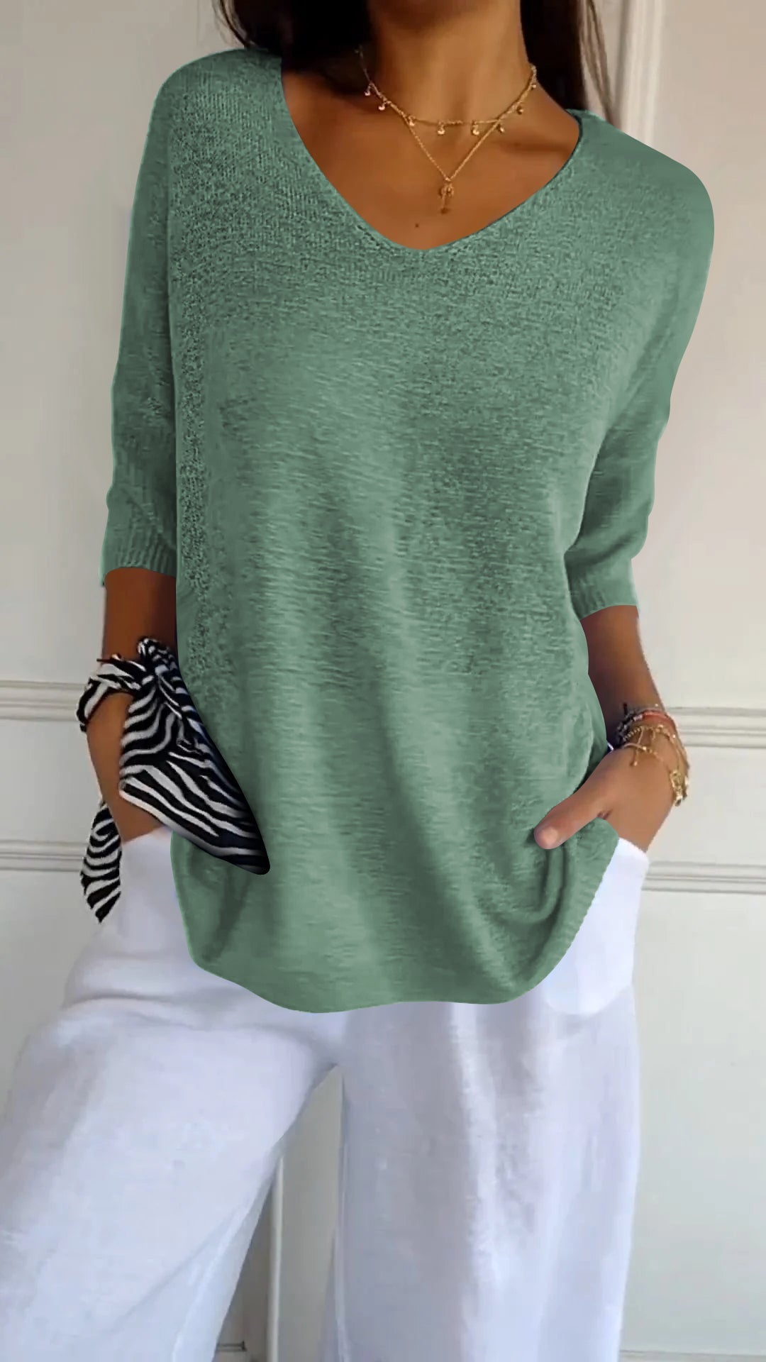 Pihla | Relaxed V-Neck Sweater