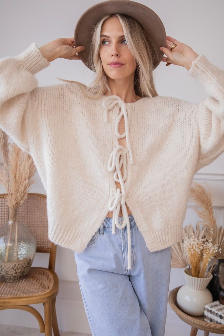 Manon | Knitted jacket with ribbon details