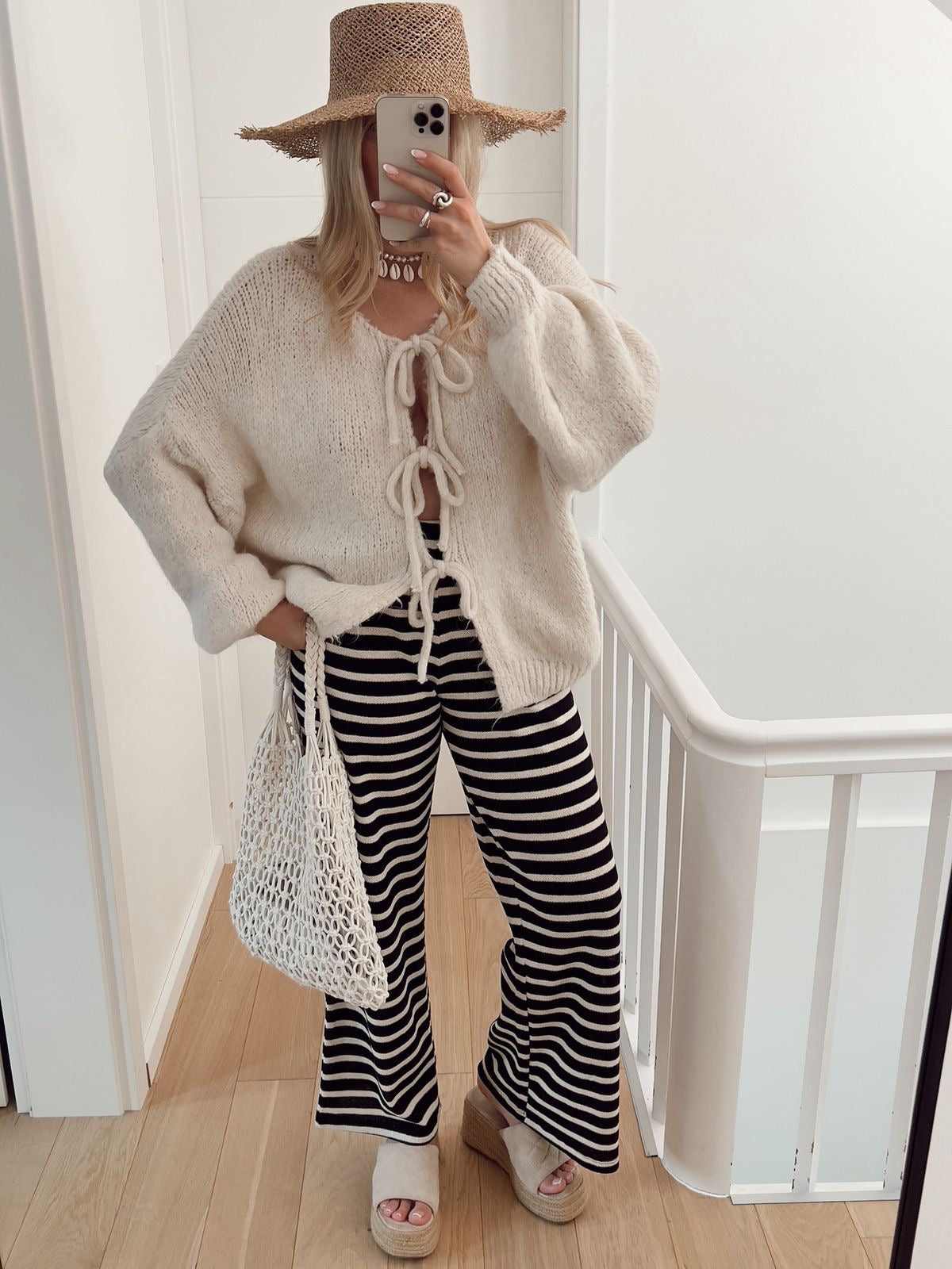 Manon | Knitted jacket with ribbon details