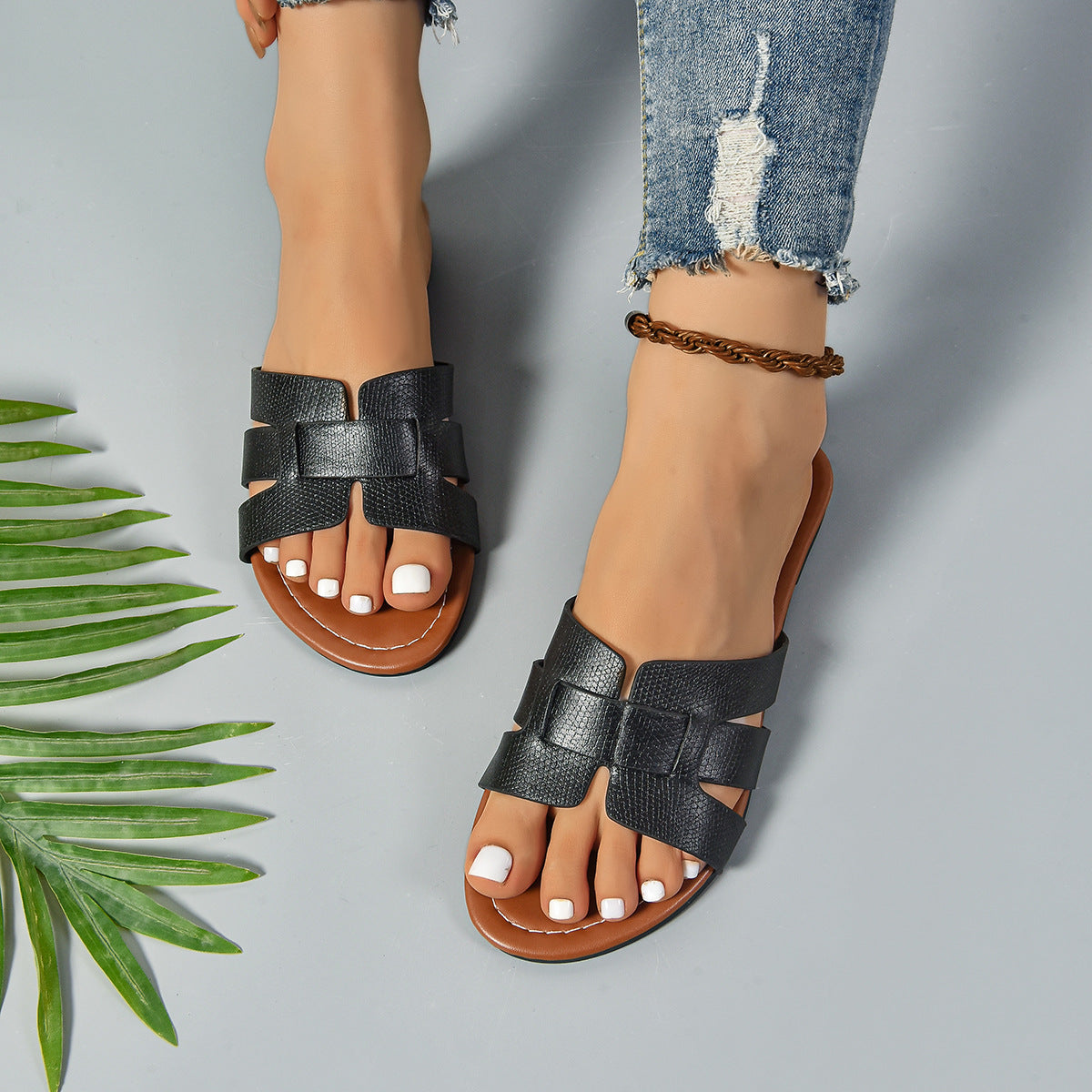 Naela | Comfortable Supportive Shoe