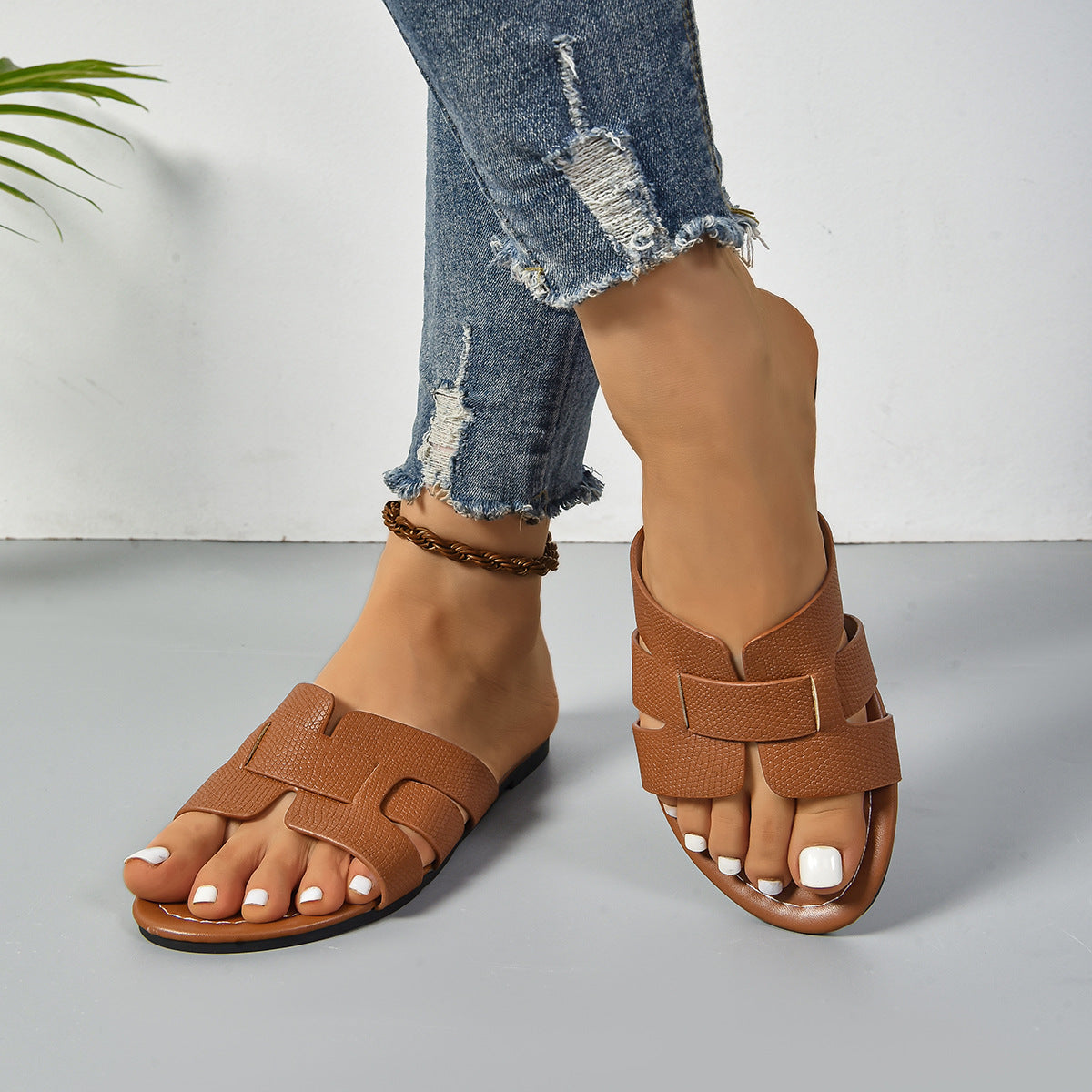 Naela | Comfortable Supportive Shoe