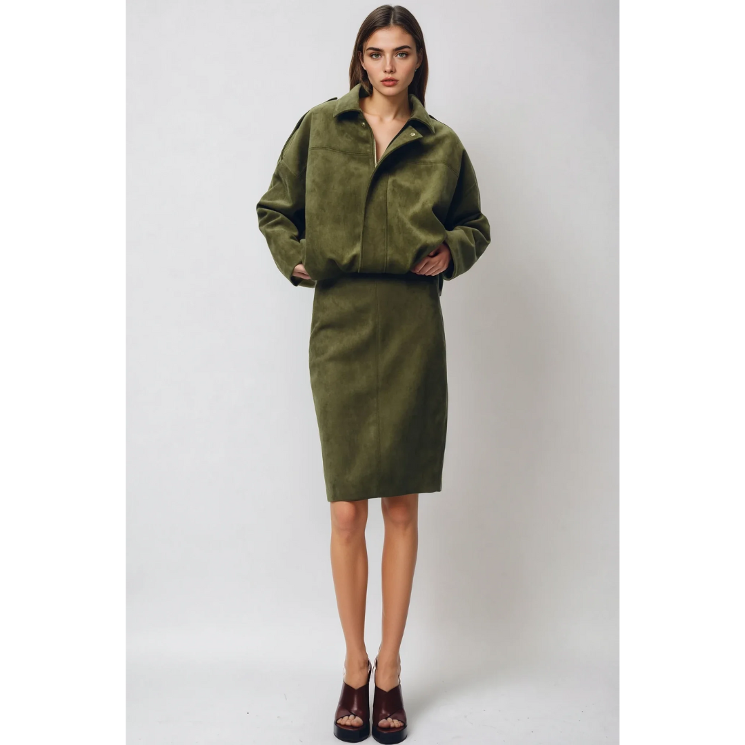 Quintine – Luxurious Suede Bomber Jacket for a Timeless Style