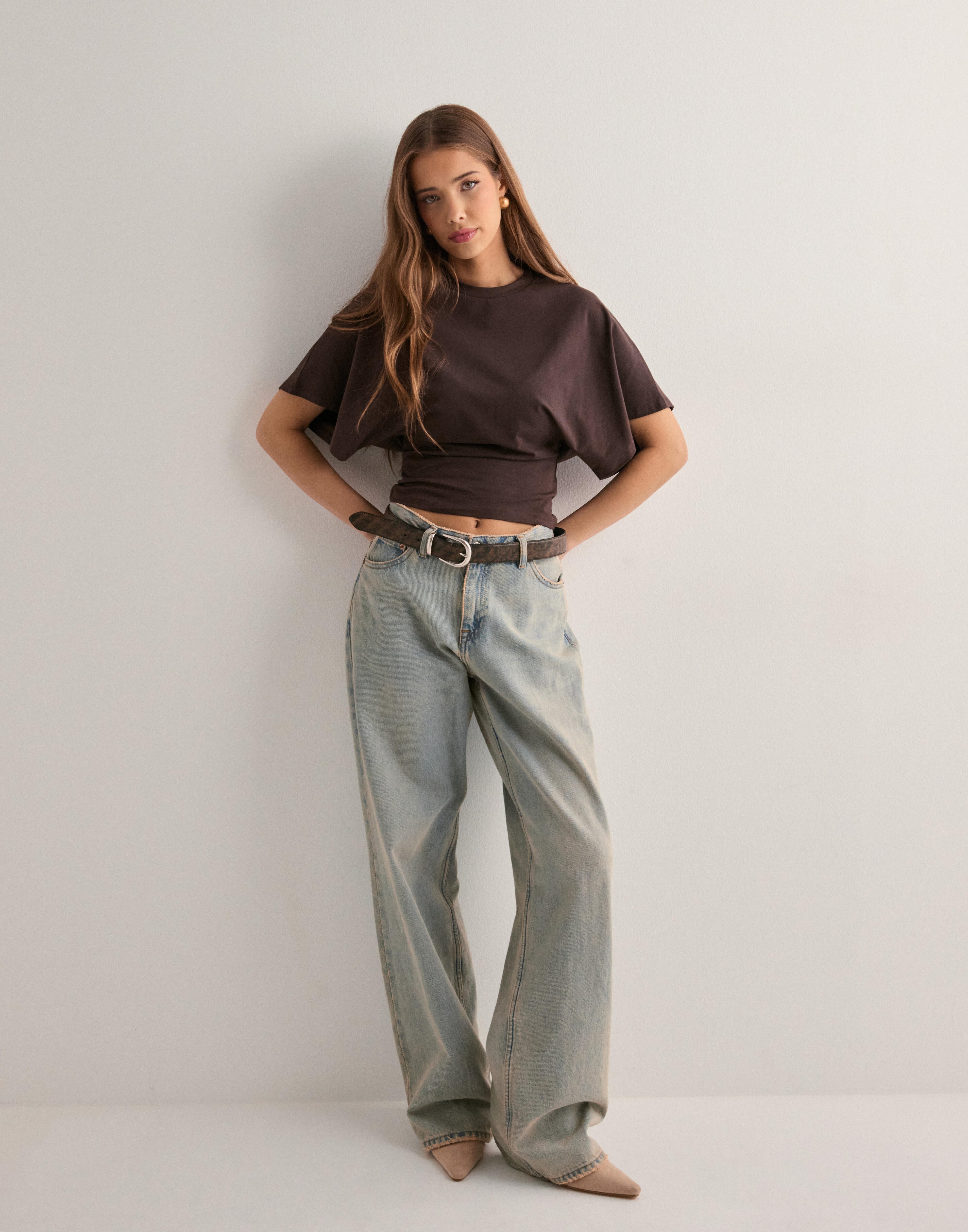 Clotilde | T-shirt with Wide Sleeves